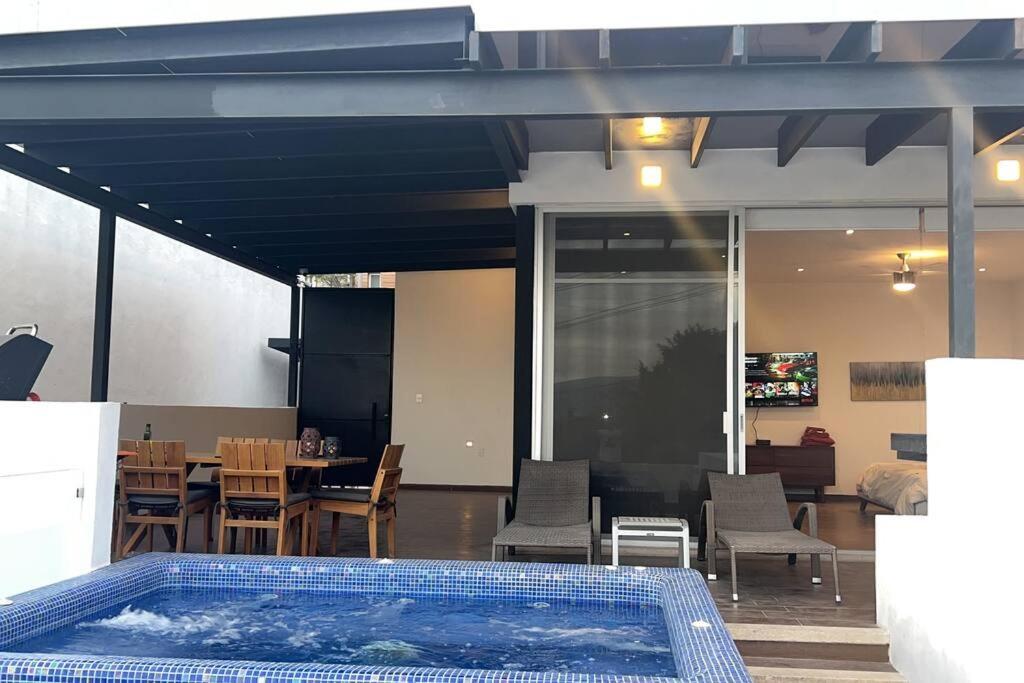テミスコ Residencia Corinto La Cima Frac Burgos Bugambiliasヴィラ エクステリア 写真