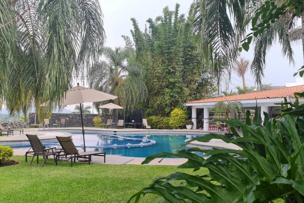 テミスコ Residencia Corinto La Cima Frac Burgos Bugambiliasヴィラ エクステリア 写真
