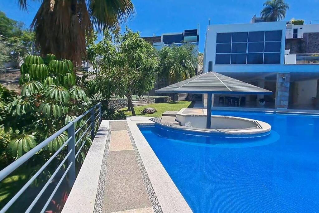 テミスコ Residencia Corinto La Cima Frac Burgos Bugambiliasヴィラ エクステリア 写真